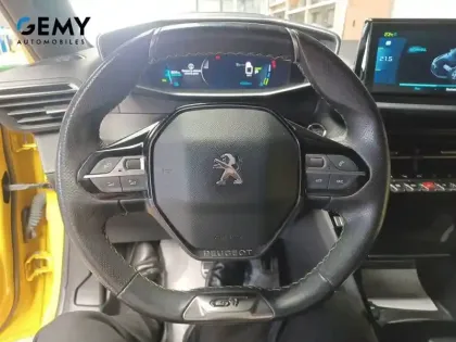 Photo 18 Peugeot 208  Electrique 50 kWh 136ch