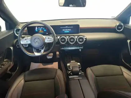 Photo 10 Mercedes Classe A  200 d 8G-DCT