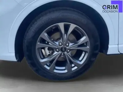 Photo 12 Ford Kuga  2.5 Duratec 190 ch FlexiFuel FHEV E85 Powershift