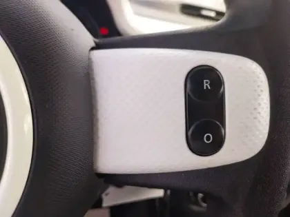 Photo 15 Renault Twingo  III SCe 65 - 21