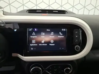 Photo 17 Renault Twingo  III E-Tech