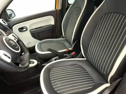 Photo 11 Renault Twingo  III E-Tech
