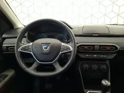 Photo 13 Dacia Sandero  TCe 90 - 22