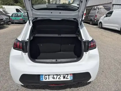Photo 15 Peugeot 208  PureTech 100 S&S BVM6