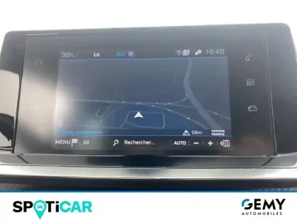 Photo 11 Peugeot 2008  PureTech 130 S&S EAT8