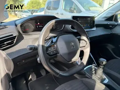 Photo 11 Peugeot 208  PureTech 100 S&S BVM6