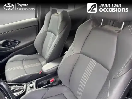 Photo 19 Toyota Yaris  Cross Hybride 116h AWD-i