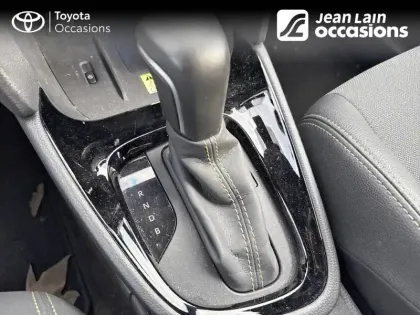 Photo 12 Toyota Yaris  Cross Hybride 116h AWD-i