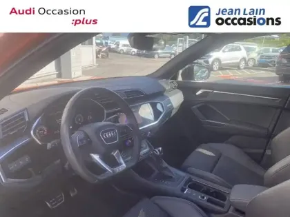 Photo 10 Audi Q3  35 TFSI 150 ch S tronic 7