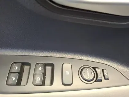 Photo 22 Kia Stonic  1.0 T-GDi 100 ch ISG BVM5