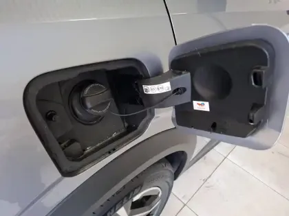 Photo 29 Peugeot 3008  Plug-in Hybrid 225 e-DCS7
