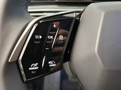 Photo 13 Peugeot 3008  Plug-in Hybrid 225 e-DCS7