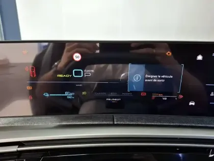 Photo 16 Peugeot 3008  Plug-in Hybrid 225 e-DCS7