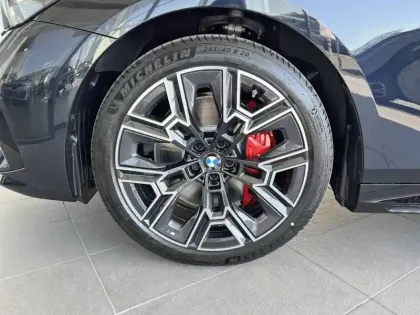 Photo 7 BMW Serie 5 Touring 540d xDrive 303 ch BVA8