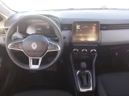 Photo 9 Renault Clio  E-Tech full hybrid 145 ch GSR2