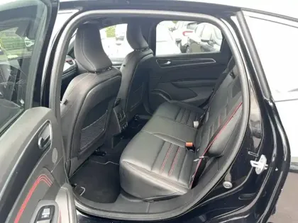 Photo 16 Renault Arkana  E-Tech hybride 145