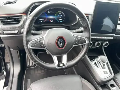 Photo 19 Renault Arkana  E-Tech hybride 145