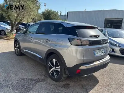 Photo 7 Peugeot 3008  Hybrid 225 e-EAT8