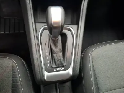 Photo 35 Renault Captur  E-Tech full hybrid 145