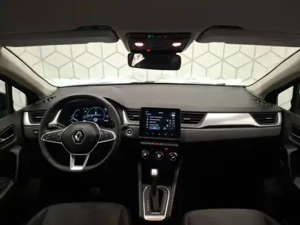 Photo 43 Renault Captur  E-Tech full hybrid 145