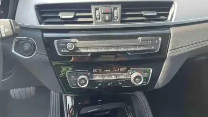 Photo 8 BMW X1  xDrive 25e 220 ch BVA6