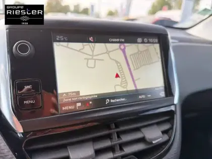 Photo 20 Peugeot 2008  PureTech 130ch S&S BVM6
