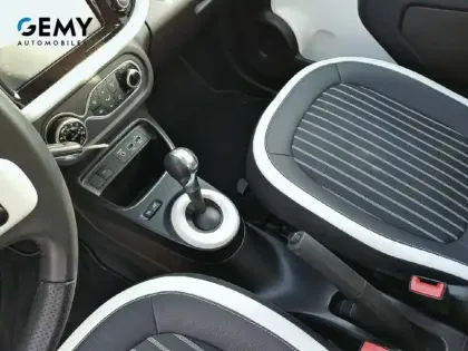 Photo 11 Renault Twingo  III E-Tech