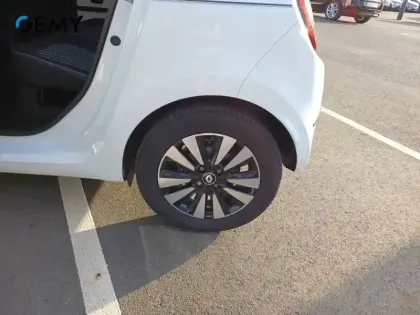 Photo 10 Renault Twingo  III E-Tech
