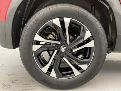 Photo 16 Peugeot 2008  BlueHDi 130 S&S EAT8