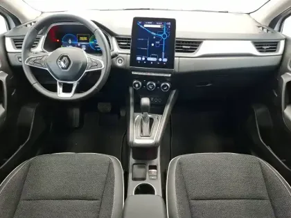 Photo 11 Renault Captur  E-Tech full hybrid 145