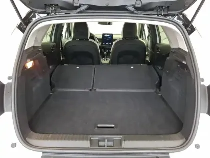 Photo 20 Renault Captur  E-Tech full hybrid 145