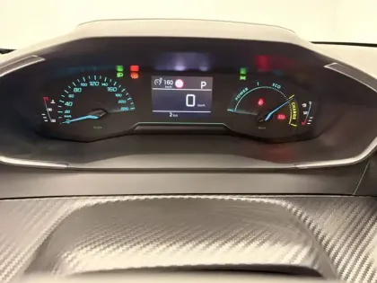 Photo 31 Peugeot 208  Hybrid 110 ch e-DCS6