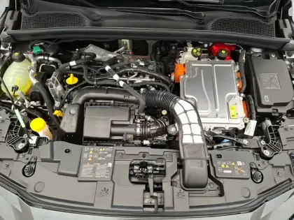 Photo 18 Renault Clio  E-Tech full hybrid 160 ch