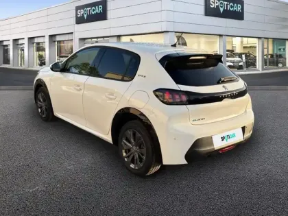 Photo 6 Peugeot 208  Electrique 50 kWh 136ch