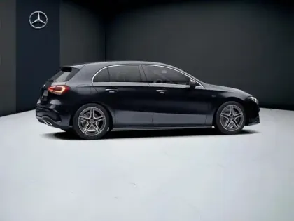 Photo 18 Mercedes Classe A 250 e AMG Line