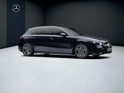 Photo 14 Mercedes Classe A 250 e AMG Line
