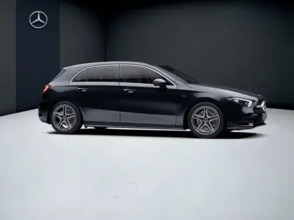 Photo 15 Mercedes Classe A 250 e AMG Line