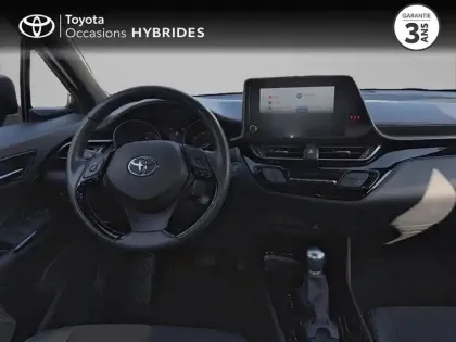 Photo 7 Toyota C-HR  1.8 Hybride 122ch Design Ultimate E-CVT