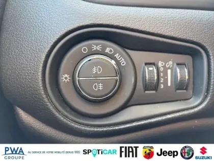 Photo 12 Jeep Renegade  1.6 MultiJet S&S 95ch Brooklyn Edition