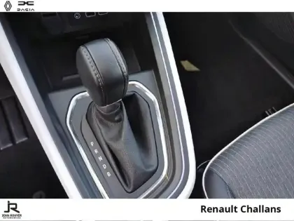 Photo 5 Renault Clio  1.6 E-Tech 145ch full hybrid Techno