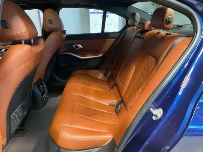Photo 13 BMW Serie 3 Série 3 330eA 292ch Luxury 34g