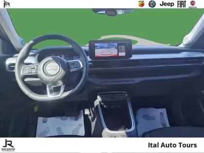 Photo 7 Jeep Avenger  1.2 Turbo T3 110ch MHEV Altitude BVR6 eHybrid