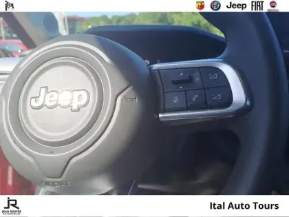 Photo 14 Jeep Avenger  1.2 Turbo T3 110ch MHEV Altitude BVR6 eHybrid