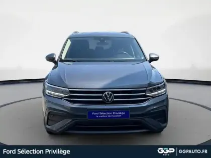 Photo 7 Volkswagen Tiguan  2.0 TDI 150ch Life Plus DSG7