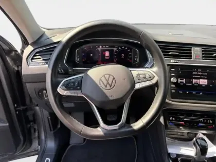 Photo 14 Volkswagen Tiguan  2.0 TDI 150ch Life Plus DSG7