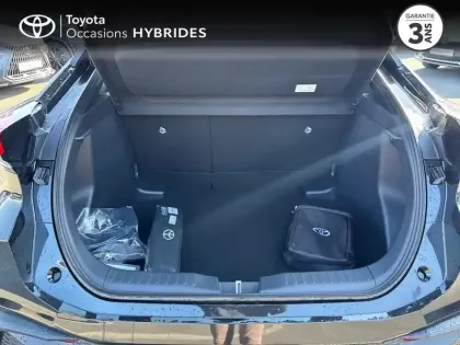 Photo 9 Toyota C-HR  1.8 Hybride 140ch Dynamic MY26
