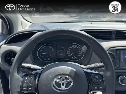 Photo 12 Toyota Yaris  70 VVT-i France Connect 5p RC19
