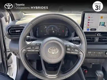 Photo 8 Toyota Yaris  116h Design 5p MC24