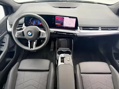 Photo 7 BMW Serie 2 Série 2 ActiveTourer 220i 170ch M Sport DKG7