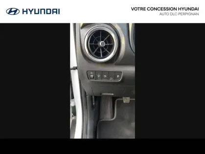 Photo 12 Hyundai Kona  1.0 T-GDi 120ch Hybrid 48V Intuitive